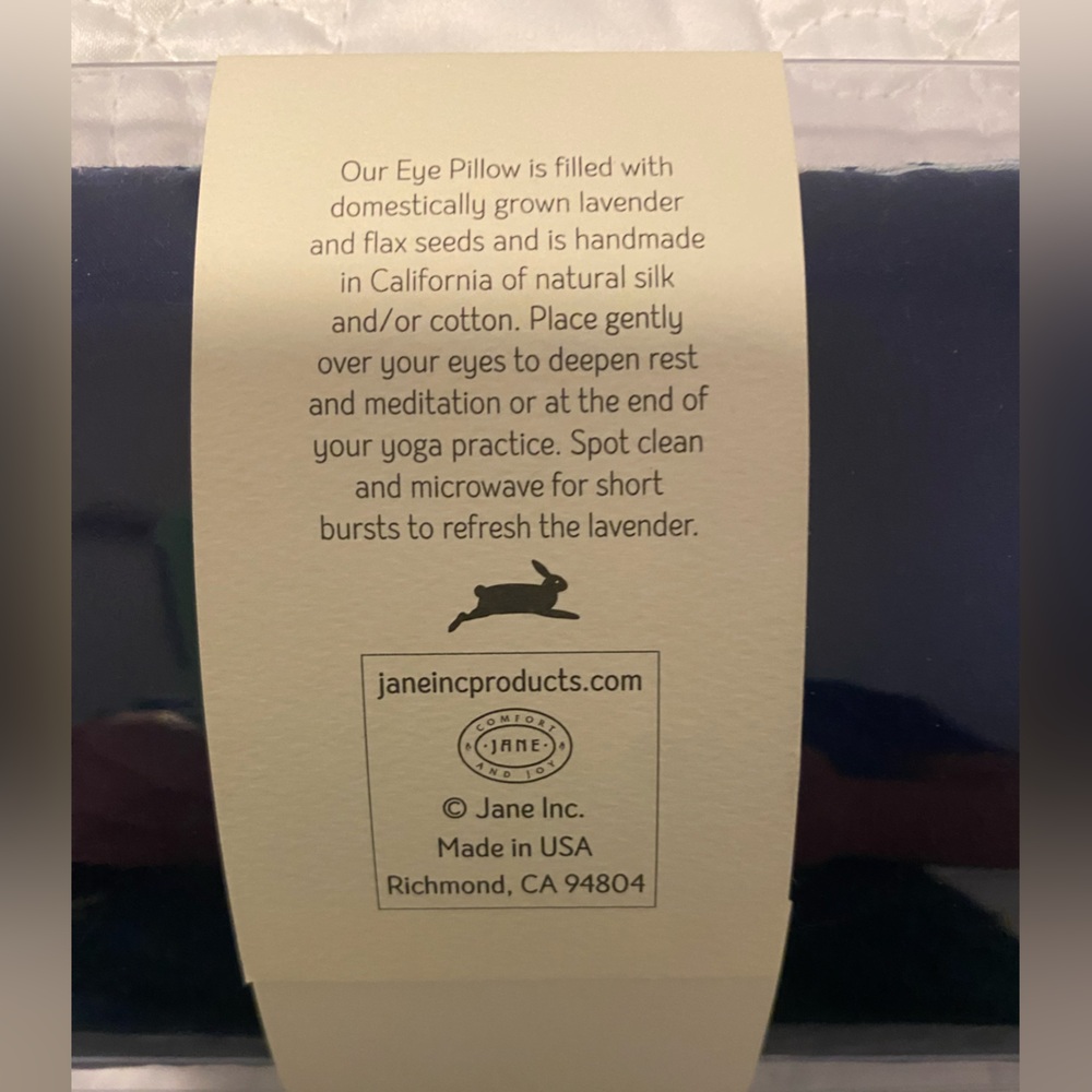 Jane Inc Blue Eye Pillow with lavender scent. New & in good condition. - Picture 3 of 6